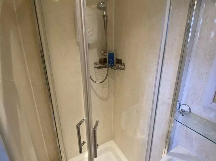 호텔 Autumn Leaves Guest House