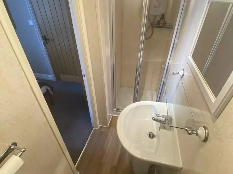 호텔 Autumn Leaves Guest House