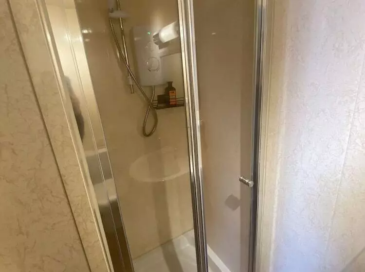 호텔 Autumn Leaves Guest House