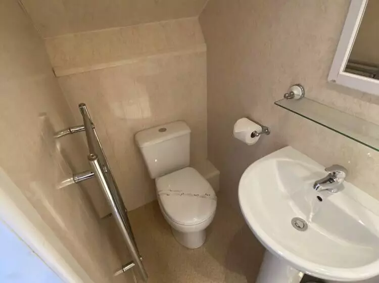 호텔 Autumn Leaves Guest House