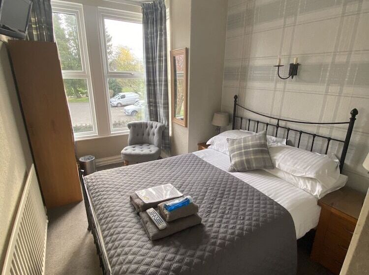 酒店 Autumn Leaves Guest House