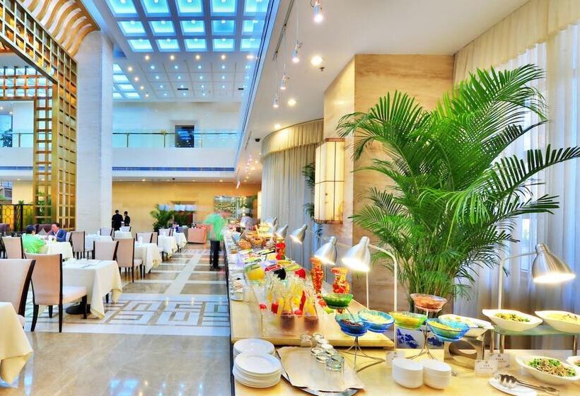 Отель Beijing Broadcasting Tower