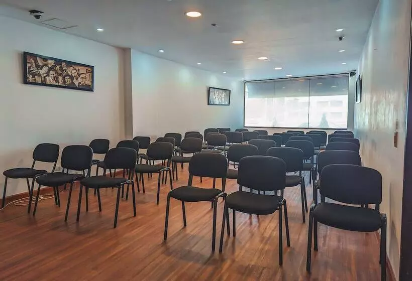 هتل Charlotte Suite 26