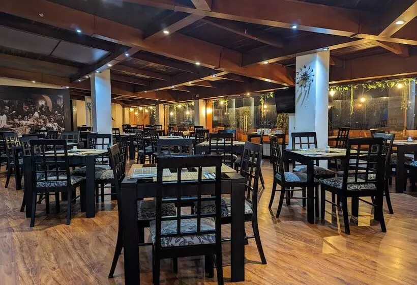 هتل Charlotte Suite 26