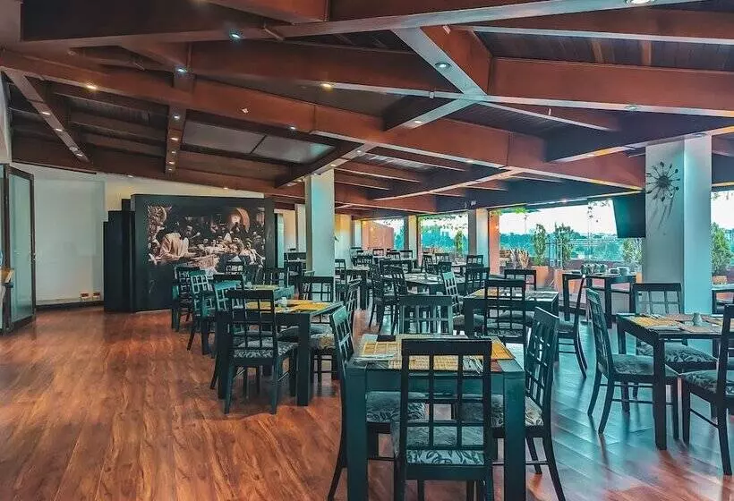 هتل Charlotte Suite 26