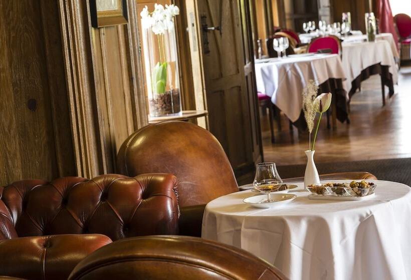 호텔 Château D Augerville Golf & Spa Resort