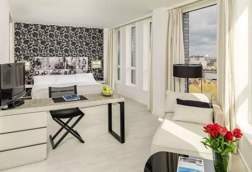 בית מלון כפרי H10 London Waterloo