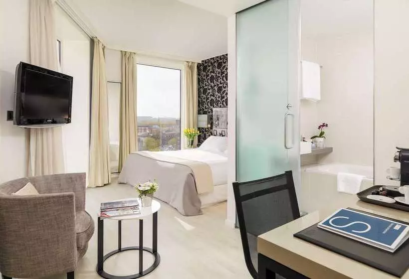 בית מלון כפרי H10 London Waterloo