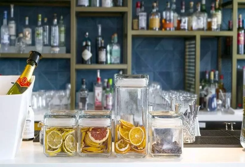 בית מלון כפרי H10 London Waterloo