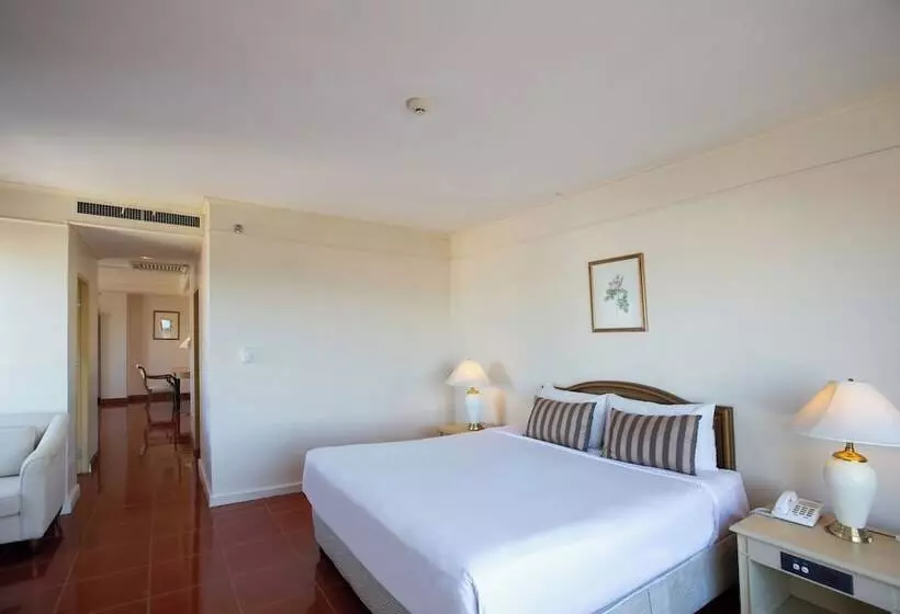 Отель The Imperial Narathiwat