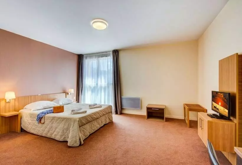 هتل Vacancéole Les Balcons D Aix