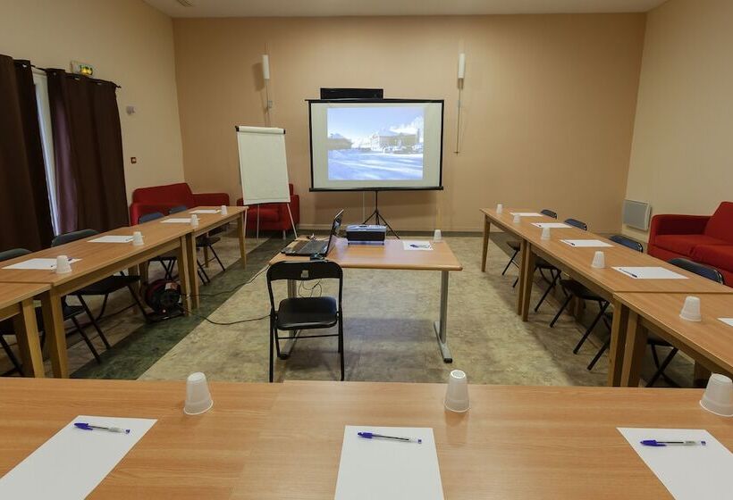 فندق Vacancéole Les Balcons D Aix