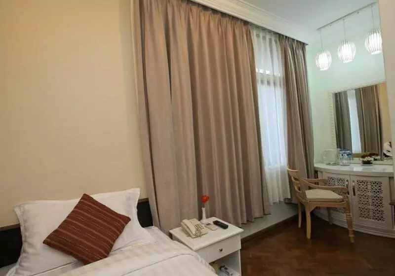 هتل Mandalay City