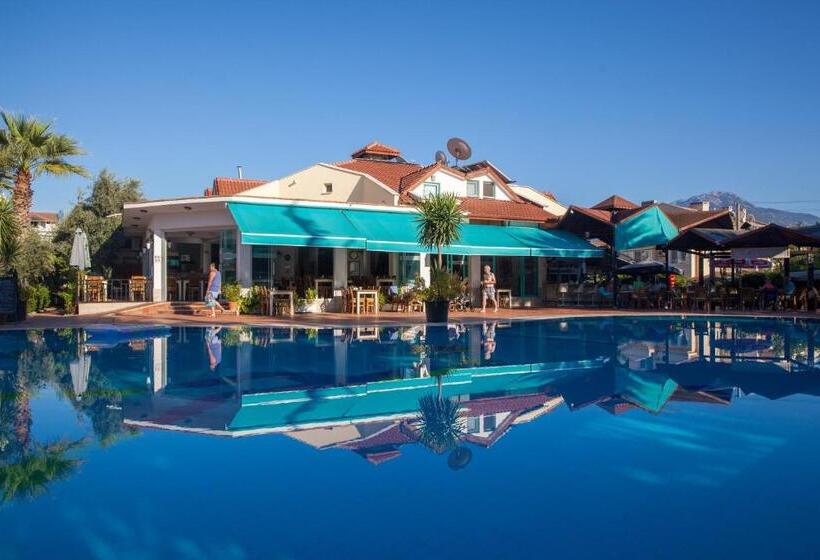 בית מלון כפרי Rebin Beach