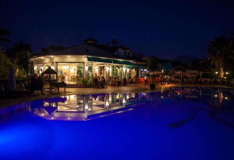 בית מלון כפרי Rebin Beach