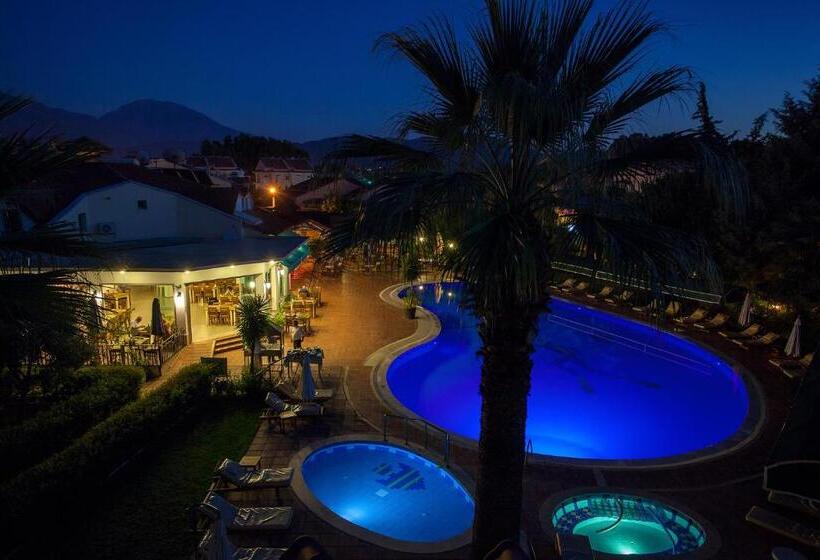 בית מלון כפרי Rebin Beach