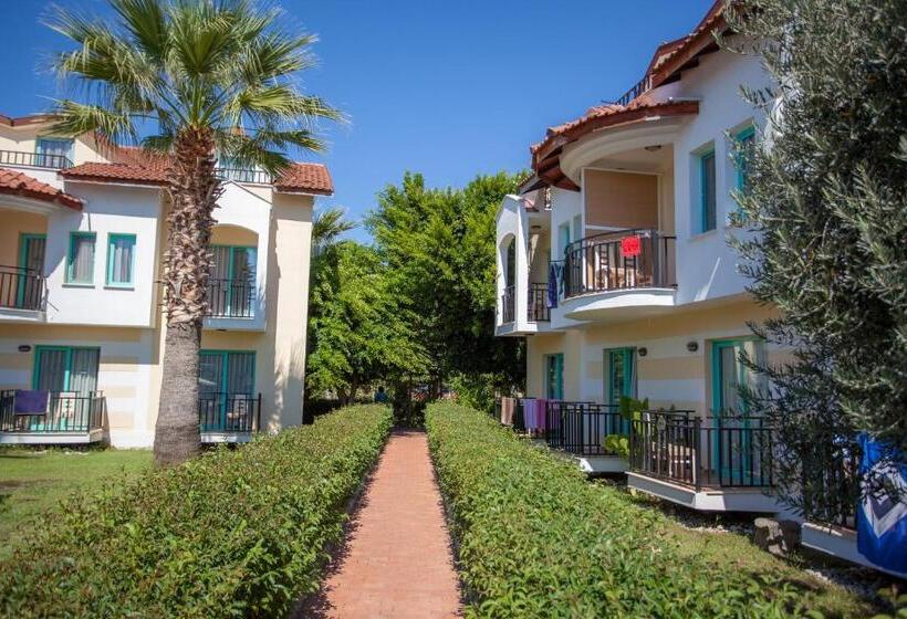 בית מלון כפרי Rebin Beach