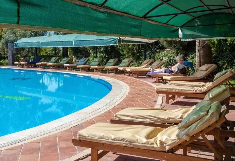 ホテル Rebin Beach