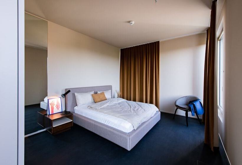 בית מלון כפרי City Pop 2night Basel