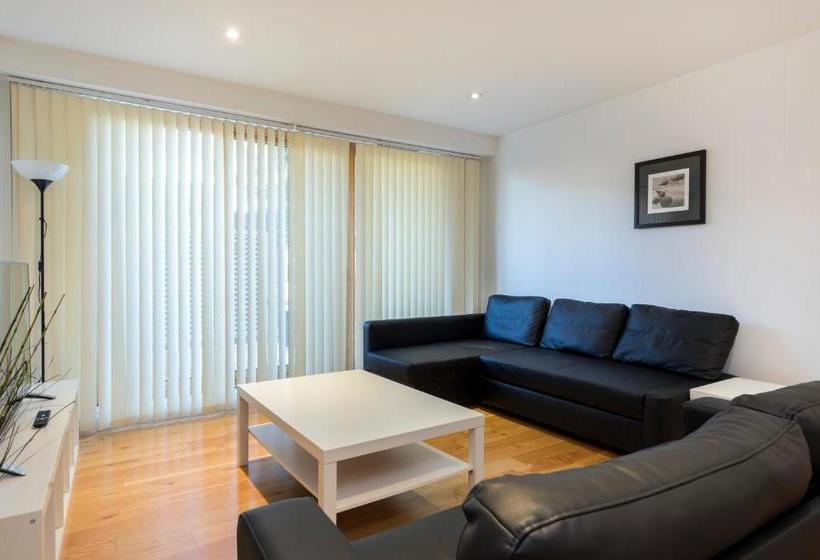 East Croydon Apartments   Just 3 Mins Walk To East Croydon Station