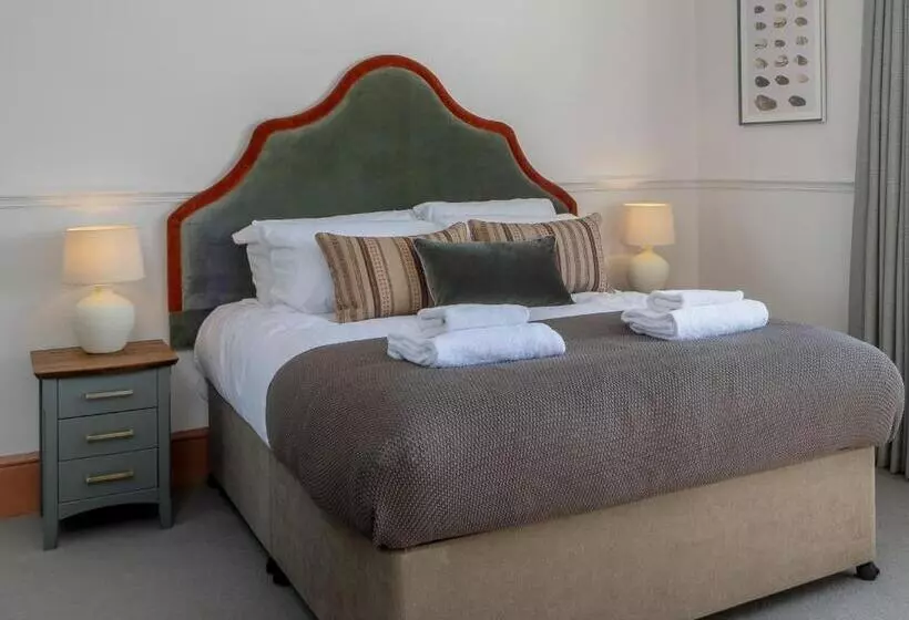 The Railway Hotel Worthing