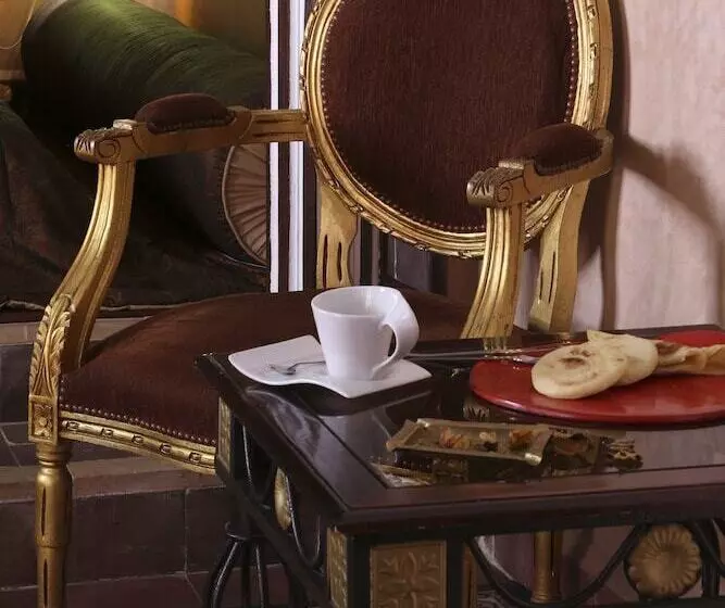 Riad Mille Et Une Nuits