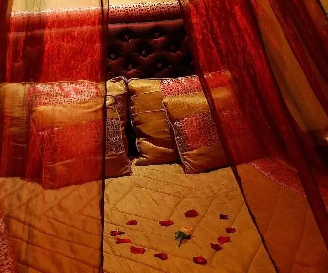 Riad Mille Et Une Nuits