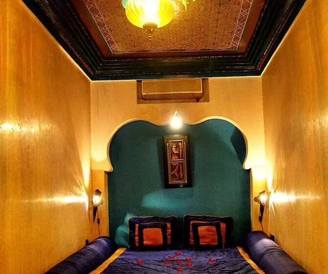 Riad Mille Et Une Nuits