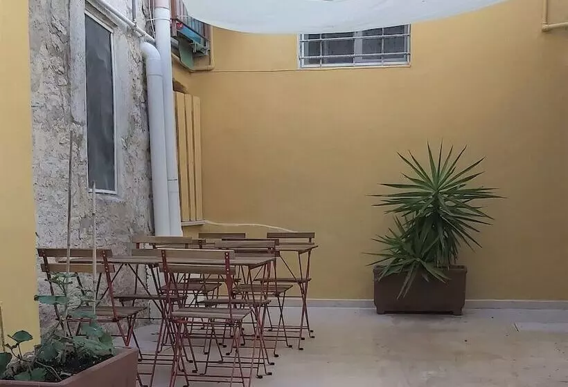 Aamiaismajoitus (B&B) Ai Carrettieri