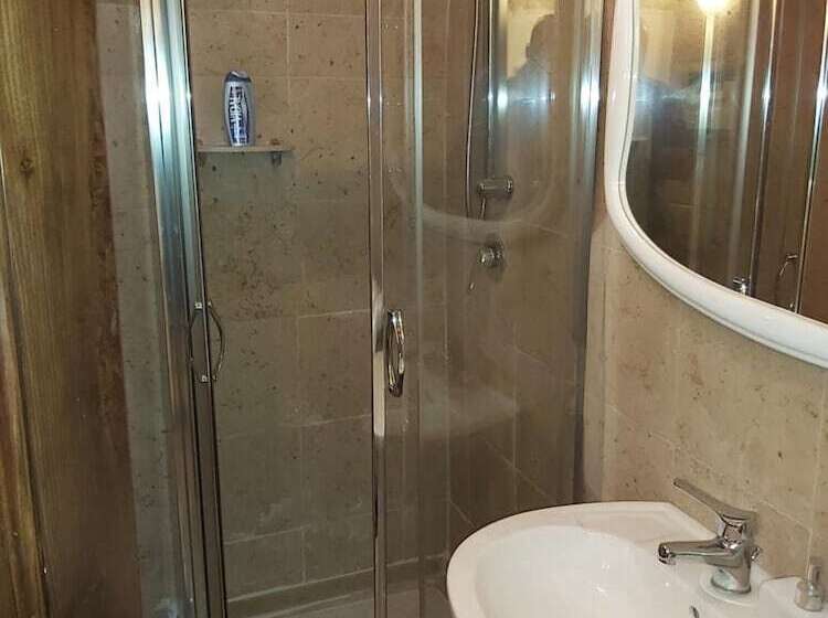 مبيت وإفطار Ai Carrettieri