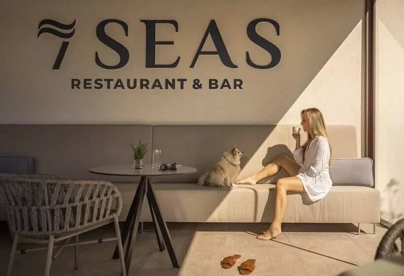 هتل Aminess Style Glamping Villas & Holiday Homes Atea