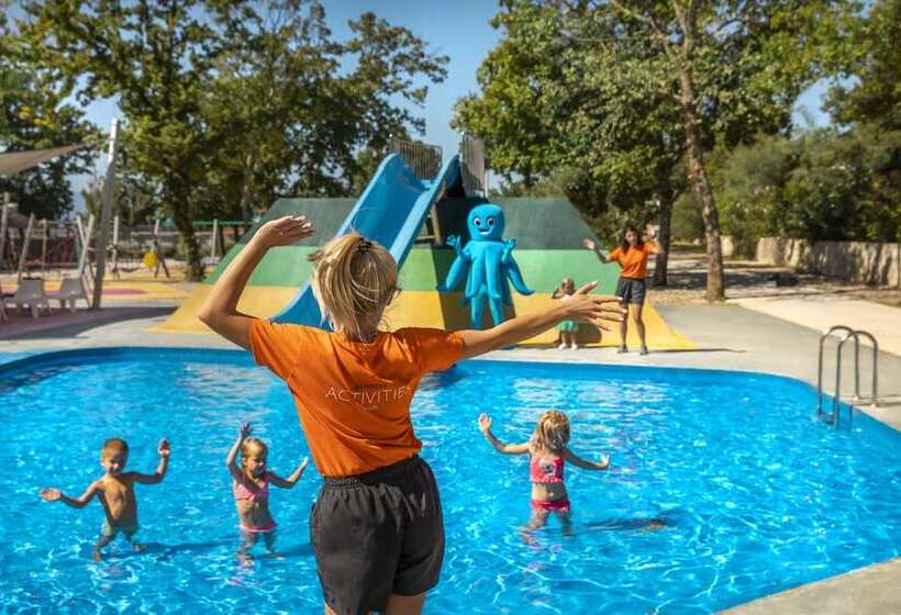 בית מלון כפרי Aminess Style Glamping Villas & Holiday Homes Atea