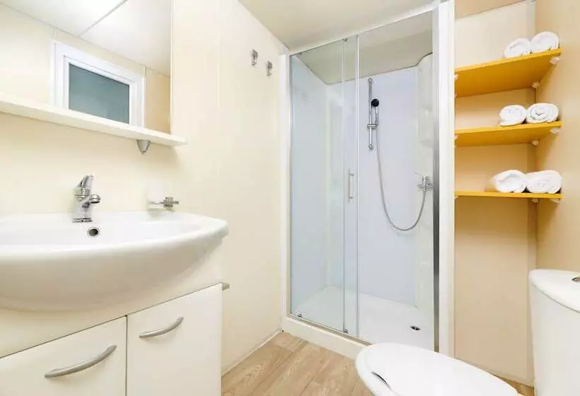 هتل Aminess Style Glamping Villas & Holiday Homes Atea