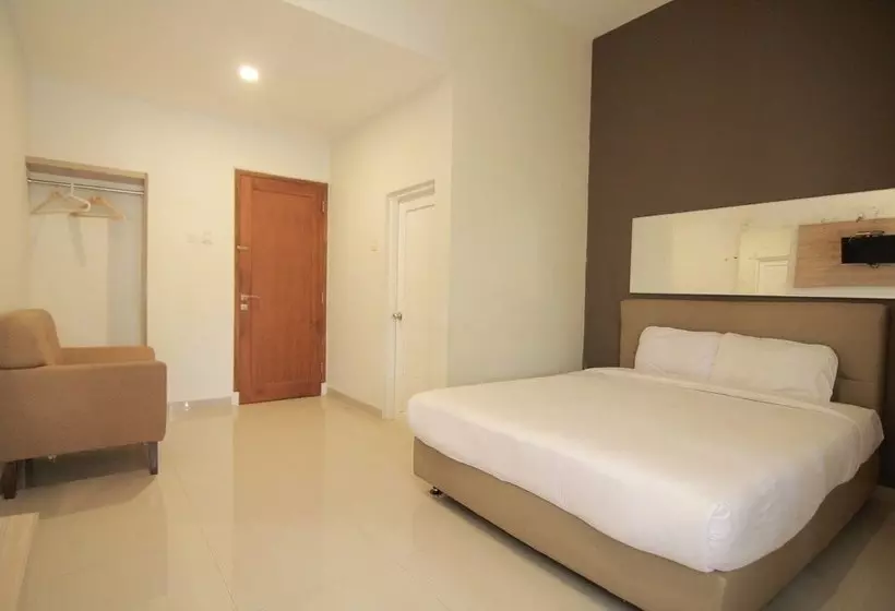 Hotelli Oemah Djari Guest House Salatiga