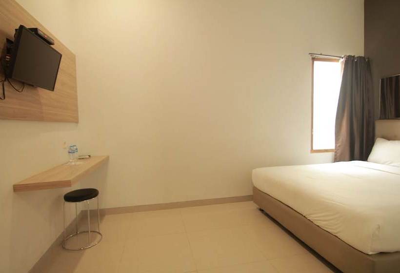 בית מלון כפרי Oemah Djari Guest House Salatiga