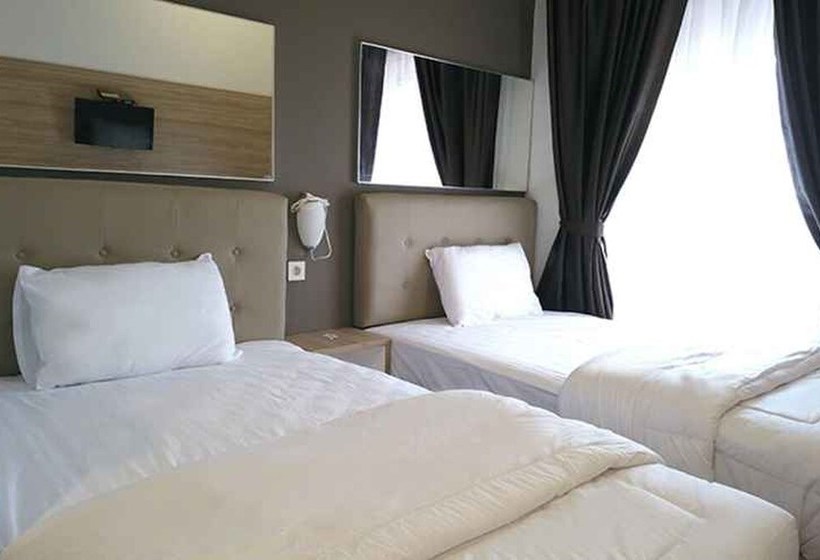 בית מלון כפרי Oemah Djari Guest House Salatiga