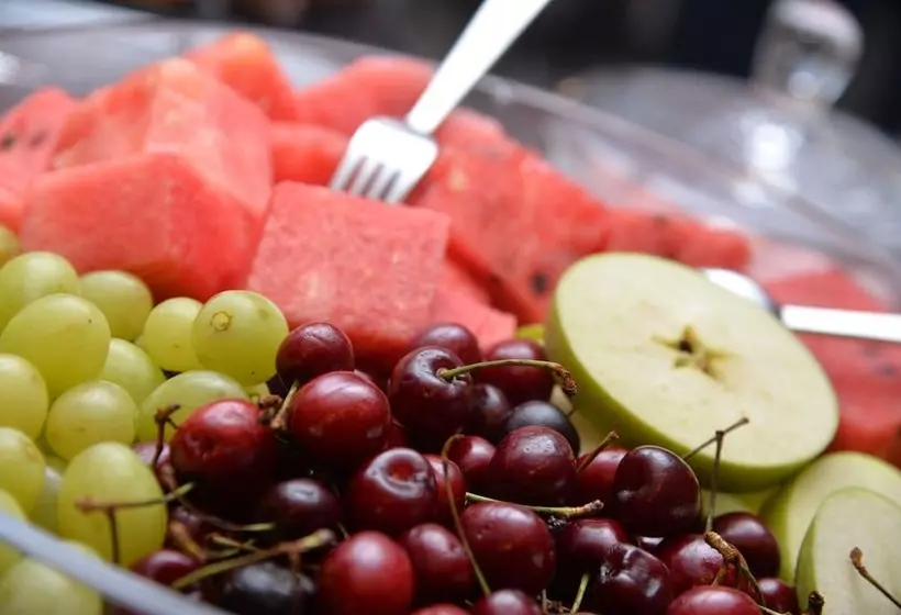 Park Mall Hotel & Conference Center