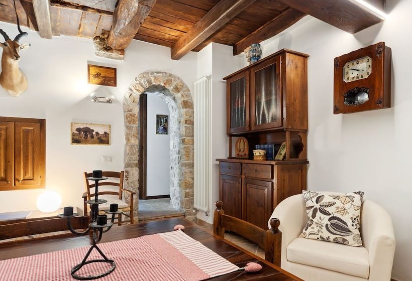 Rustic Cottage In Avigliano Umbro With Sauna & Pool
