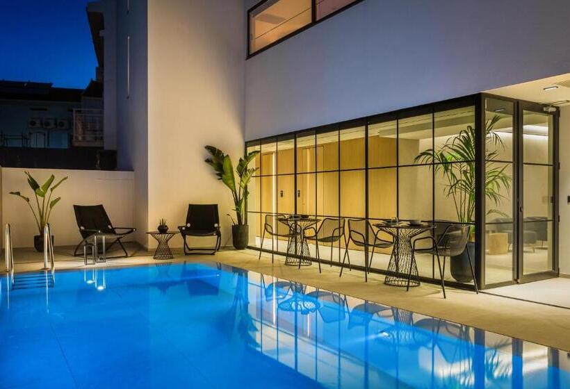 Canale Hotel & Suites