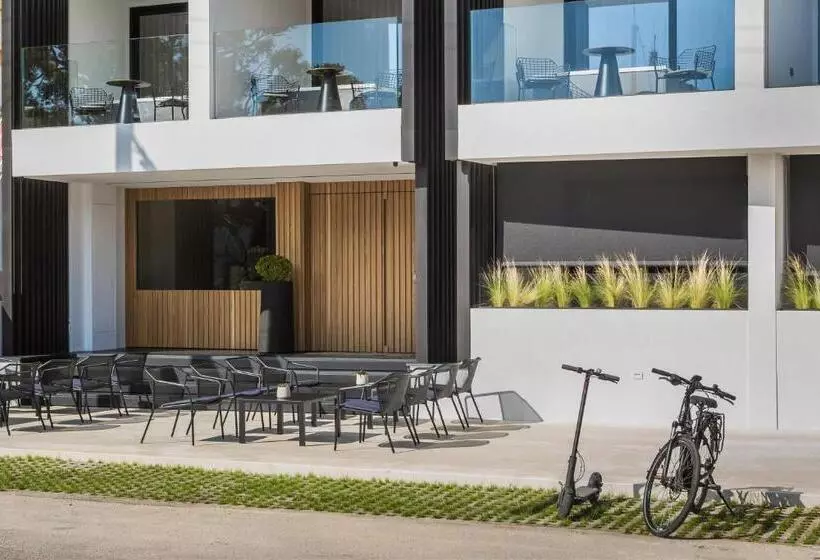 Canale Hotel & Suites