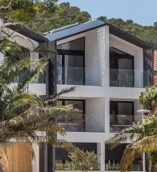 Canale Hotel & Suites