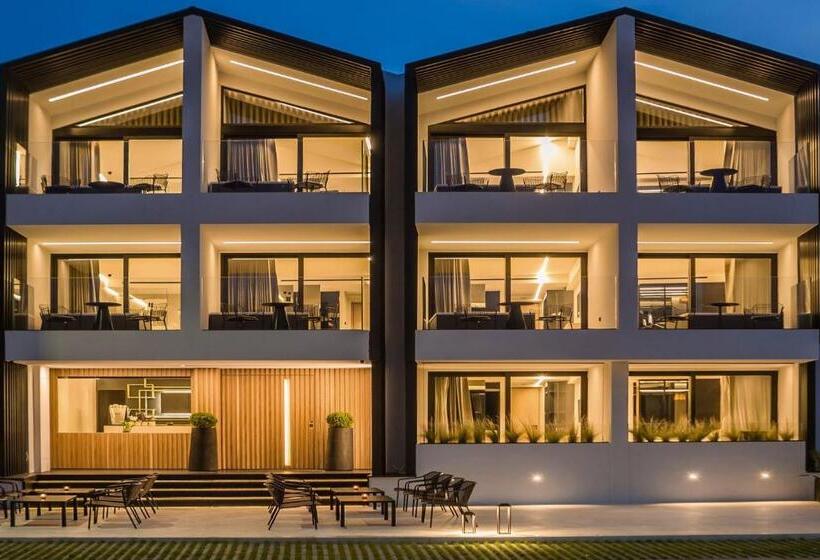 Canale Hotel & Suites