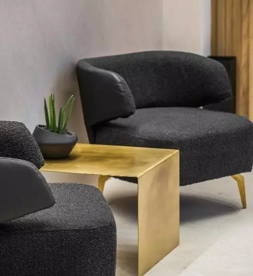 Canale Hotel & Suites