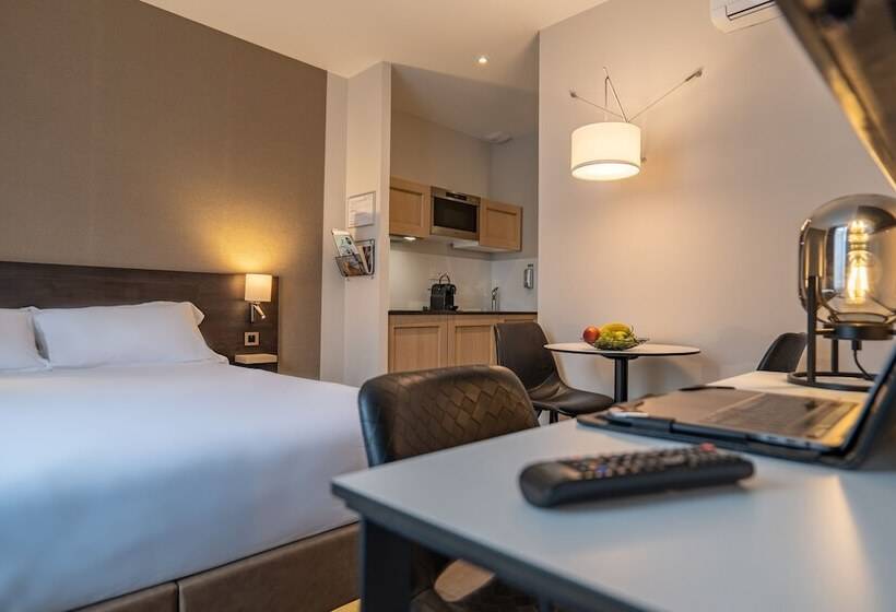 فندق Five Resort Cholet Centre