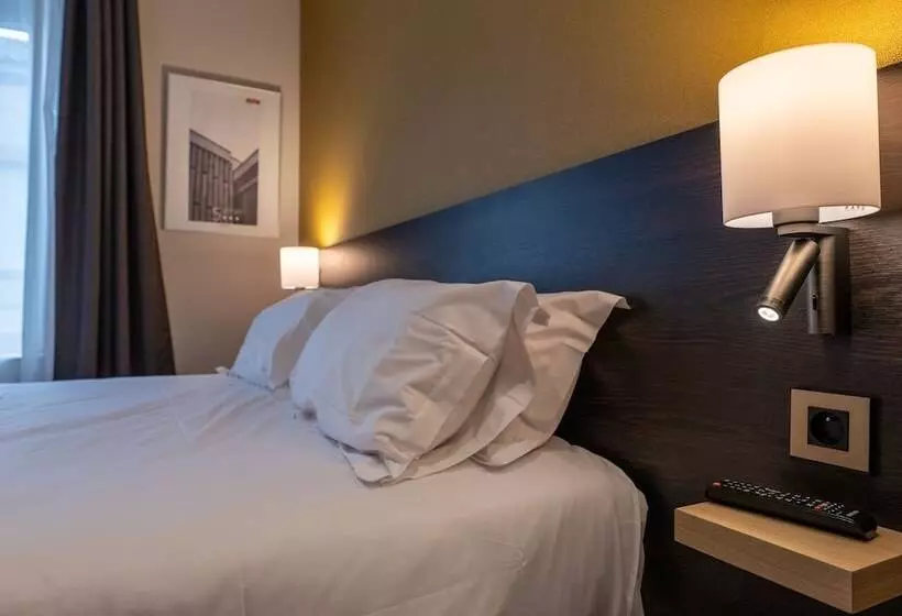 Hotelli Five Resort Cholet Centre