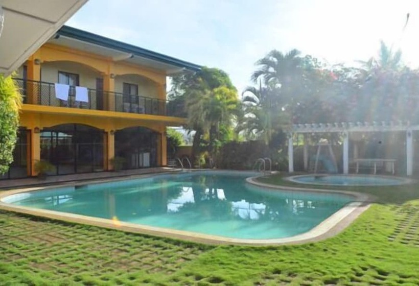 Hotel Marvin's Seaside Inn