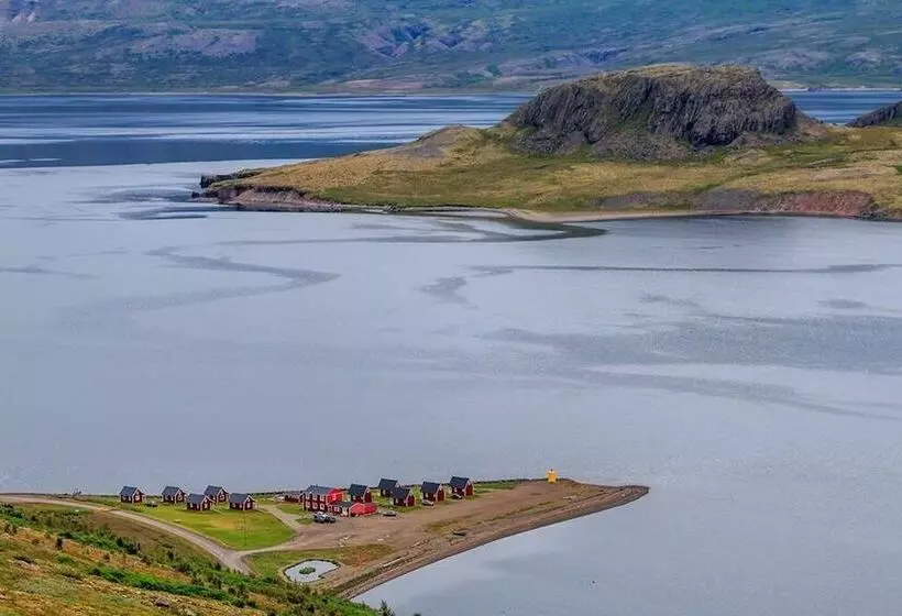 هتل Mjóeyri Travel Holiday Homes