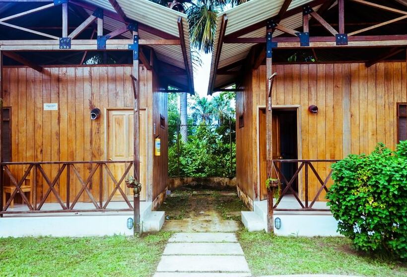 בית מלון כפרי Utuane