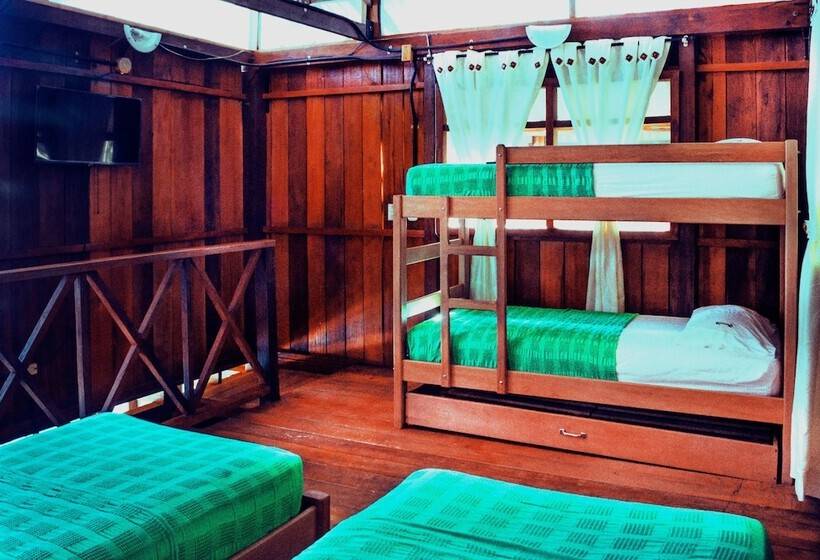 בית מלון כפרי Utuane