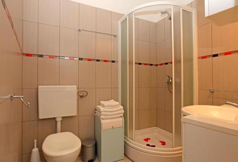 펜션 Guest House Kod Peskarije